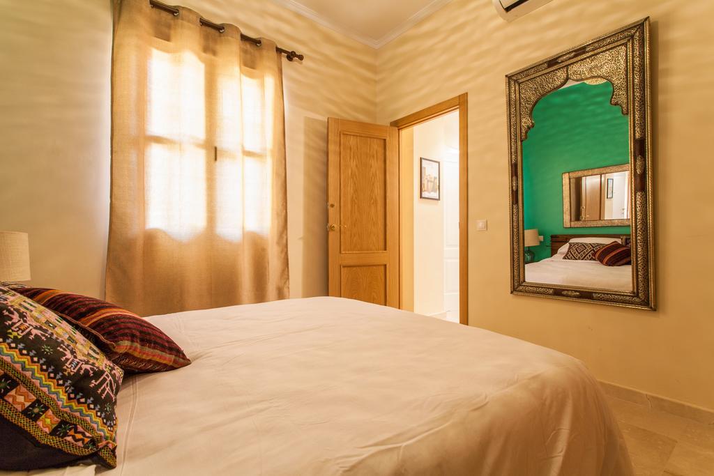 Bedouin Chic Rooftop - Space Maison Apartments Sevilha Exterior foto